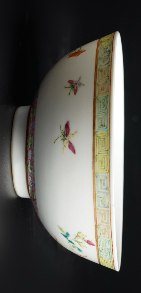 古玩陶瓷粉彩折枝花卉紋碗真品鑒賞圖