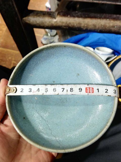 古玩陶瓷鈞窯天藍釉茶碗真品鑒賞圖