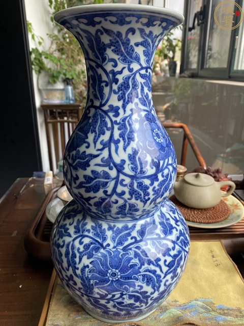 古玩陶瓷青花纏枝蓮紋葫蘆瓶真品鑒賞圖