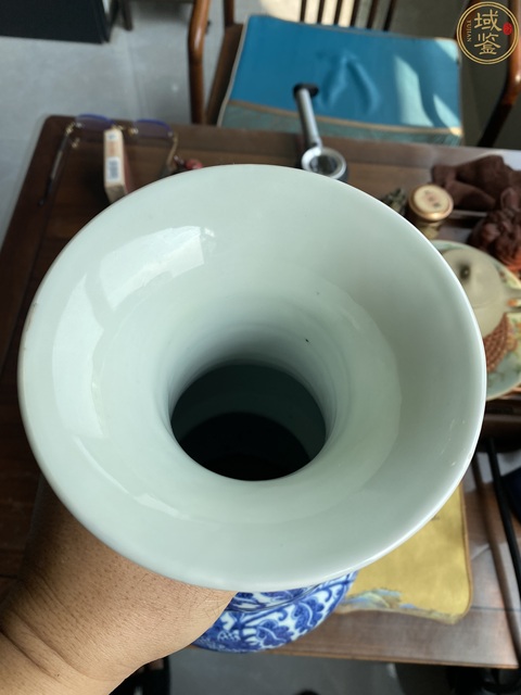古玩陶瓷青花纏枝蓮紋葫蘆瓶真品鑒賞圖