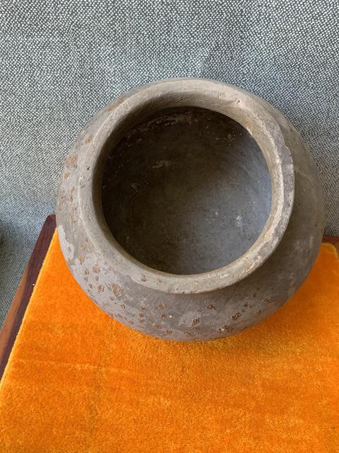 古玩陶瓷灰陶罐真品鑒賞圖