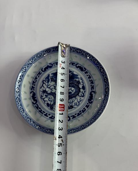 古玩陶瓷玲瓏瓷青花杯盤(pán)真品鑒賞圖