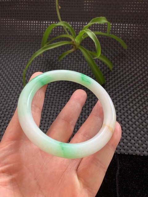 古玩玉器清代天然翡翠手鐲拍賣，當前價格66000元