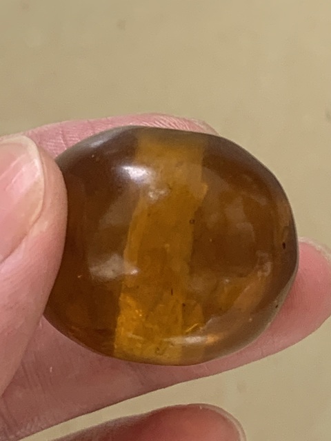古玩雜項(xiàng)琥珀頂珠真品鑒賞圖