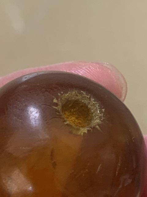 古玩雜項(xiàng)琥珀頂珠真品鑒賞圖