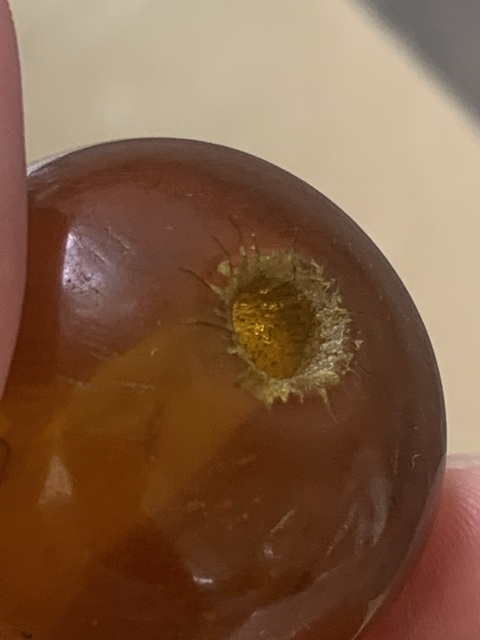 古玩雜項(xiàng)琥珀頂珠真品鑒賞圖