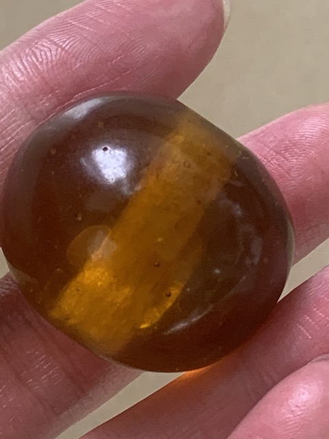 古玩雜項(xiàng)琥珀頂珠真品鑒賞圖
