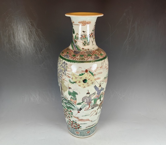 古玩陶瓷晚清木蘭圍場狩獵圖五彩觀音瓶真品鑒賞圖