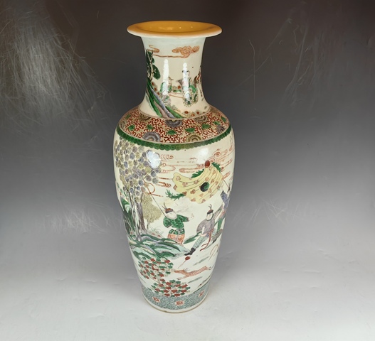 古玩陶瓷晚清木蘭圍場狩獵圖五彩觀音瓶真品鑒賞圖