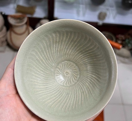 古玩陶瓷北宋耀州窯菊瓣紋盞真品鑒賞圖