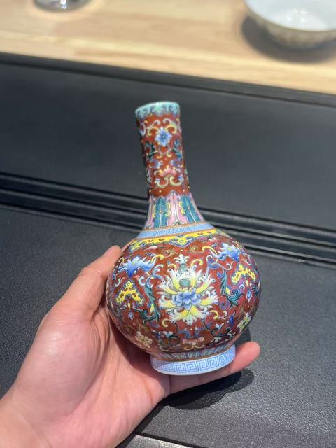 古玩陶瓷民國粉彩真品鑒賞圖