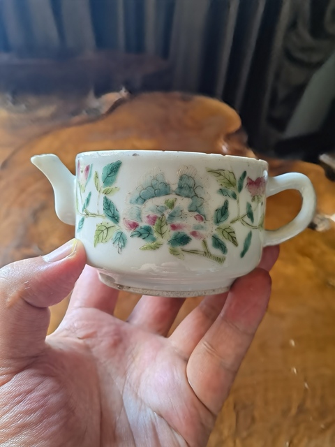 古玩陶瓷花卉紋粉彩執壺拍賣，當前價格488元