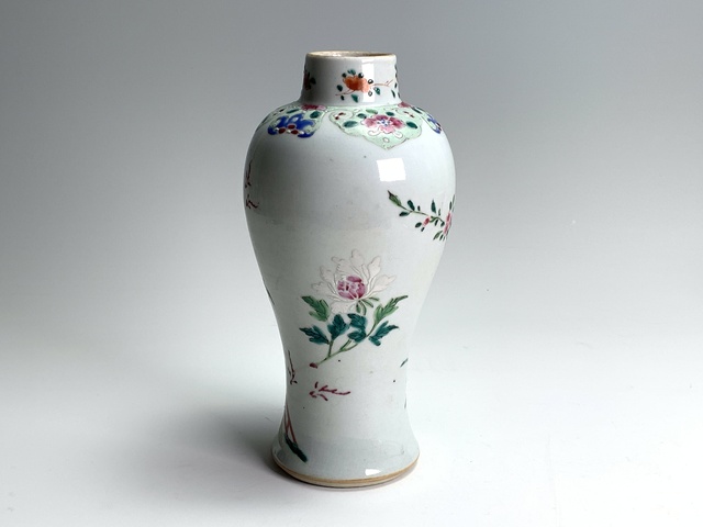 古玩陶瓷清中早期·粉彩花卉紋雞腿瓶拍賣，當前價格1830元