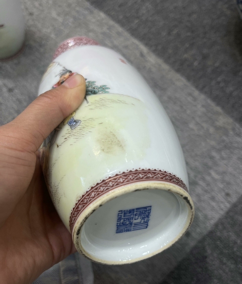 古玩陶瓷粉彩瓶真品鑒賞圖