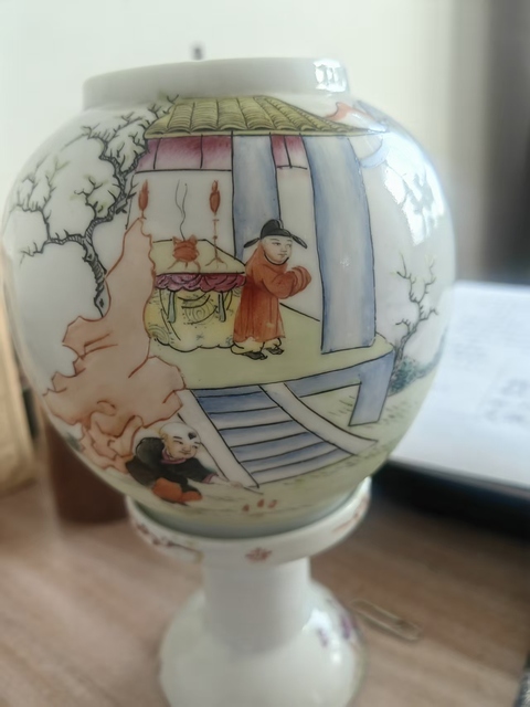 古玩陶瓷粉彩人物故事紋燈籠瓶真品鑒賞圖