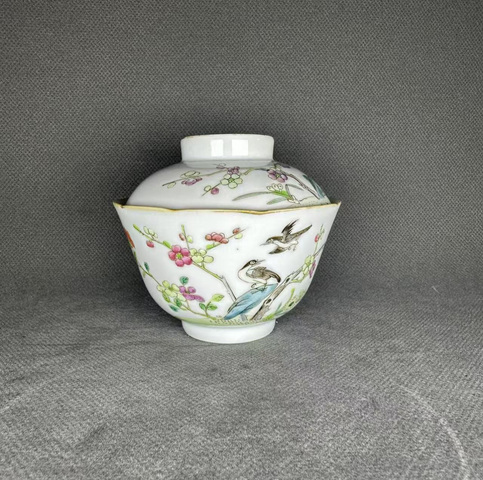 古玩陶瓷粉彩花鳥紋蓋碗拍賣,當前價格7500元