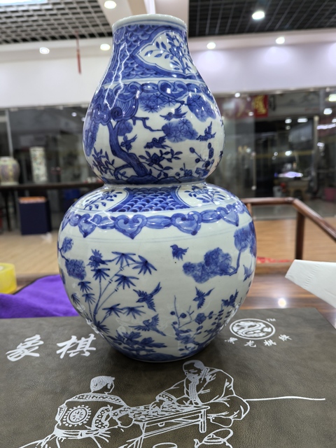 古玩陶瓷日本江戶青花花鳥紋葫蘆瓶真品鑒賞圖