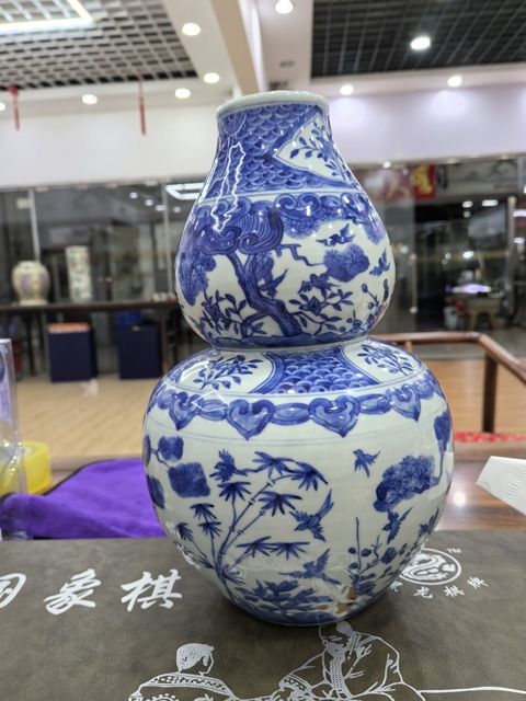 古玩陶瓷日本江戶青花花鳥紋葫蘆瓶真品鑒賞圖