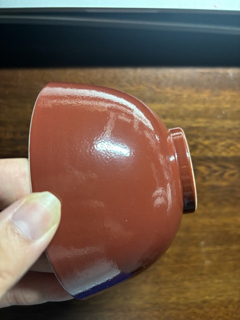 古玩陶瓷紅釉碗真品鑒賞圖