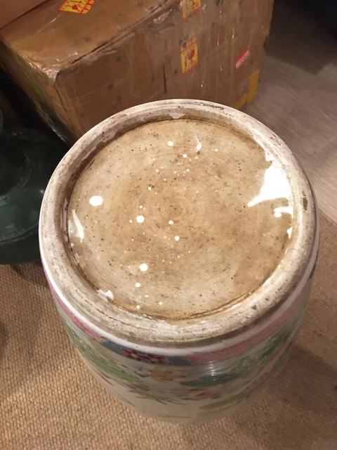 古玩陶瓷五倫圖粉彩瓶真品鑒賞圖