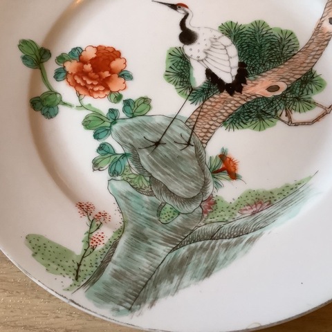 古玩陶瓷粉彩松鶴紋盤真品鑒賞圖