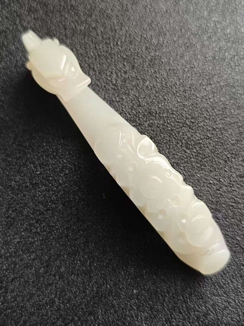 古玩玉器和田玉龍型帶鉤真品鑒賞圖