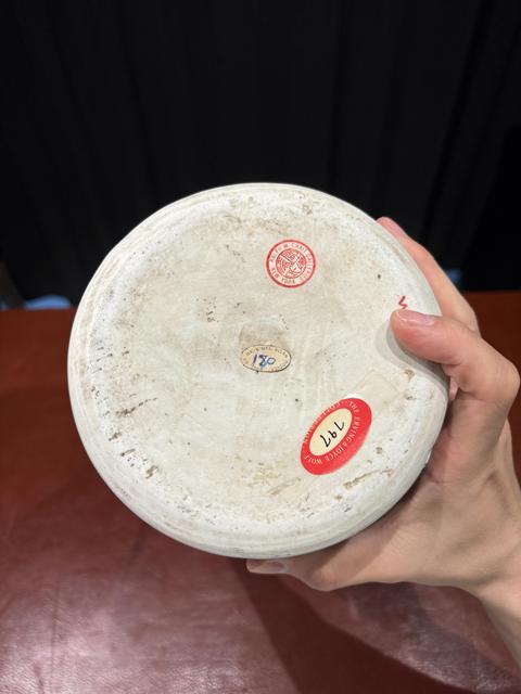 古玩陶瓷明代崇禎時(shí)期青花人物故事筒瓶真品鑒賞圖