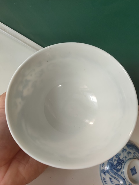古玩陶瓷龍鳳紋青花蓋碗真品鑒賞圖