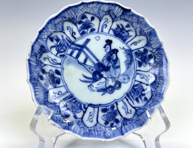 古玩陶瓷清康熙·青花二喬人物故事盤拍賣,當(dāng)前價(jià)格200元