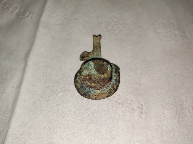 古玩銅器典型秦代帶鉤真品鑒賞圖