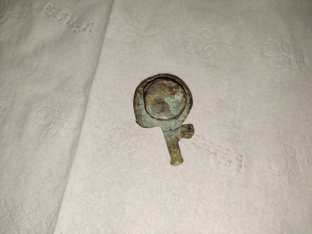 古玩銅器典型秦代帶鉤真品鑒賞圖