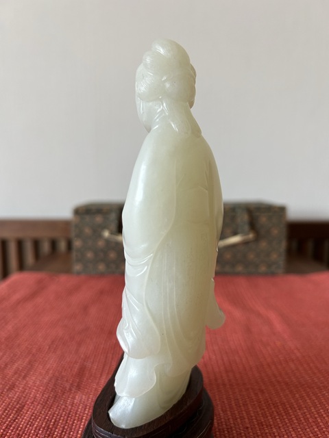 古玩玉器仕女真品鑒賞圖