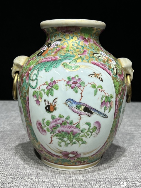 古玩陶瓷廣彩人物花鳥獸耳瓶真品鑒賞圖