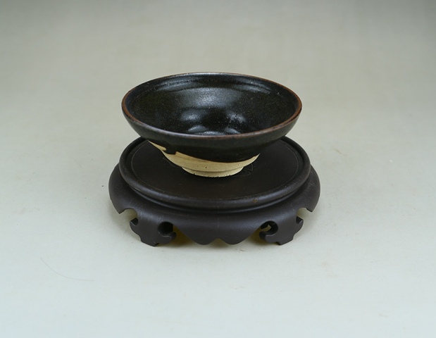 古玩陶瓷吉州窯黑釉茶盞真品鑒賞圖