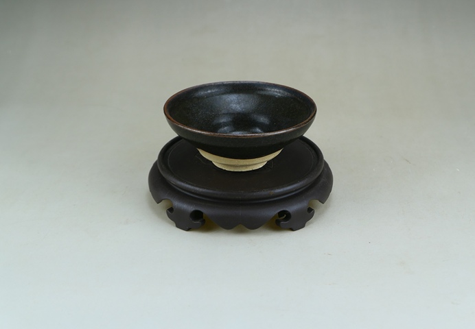 古玩陶瓷吉州窯黑釉茶盞真品鑒賞圖