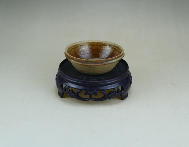 古玩陶瓷吉州窯系紫金釉茶盞真品鑒賞圖