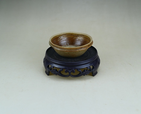 古玩陶瓷吉州窯系紫金釉茶盞真品鑒賞圖