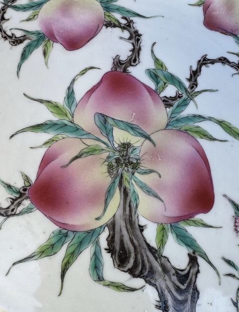古玩陶瓷九桃盤真品鑒賞圖