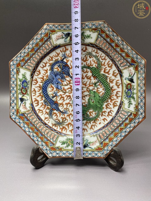 古玩陶瓷廣彩描金雙龍戲珠紋八方盤拍賣,當前價格1688元