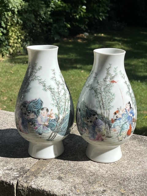 古玩陶瓷粉彩嬰戲圖琵琶尊真品鑒賞圖