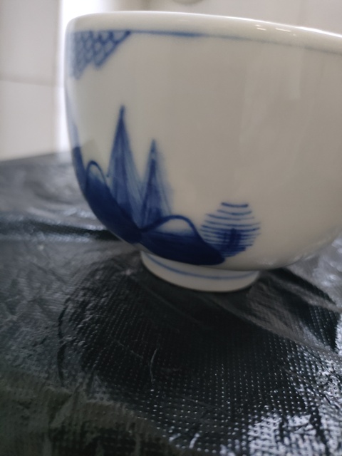 古玩陶瓷日本明治青花山水人物蓋碗真品鑒賞圖