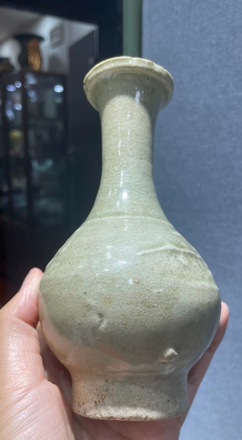 古玩陶瓷青白釉梅花紋盤口瓶真品鑒賞圖