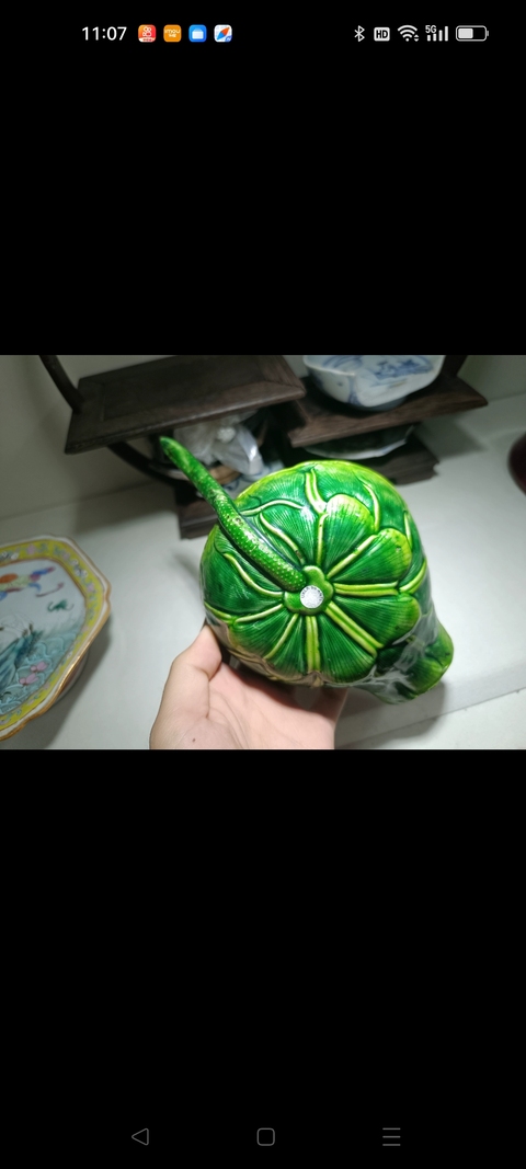 古玩陶瓷綠釉秋操杯真品鑒賞圖