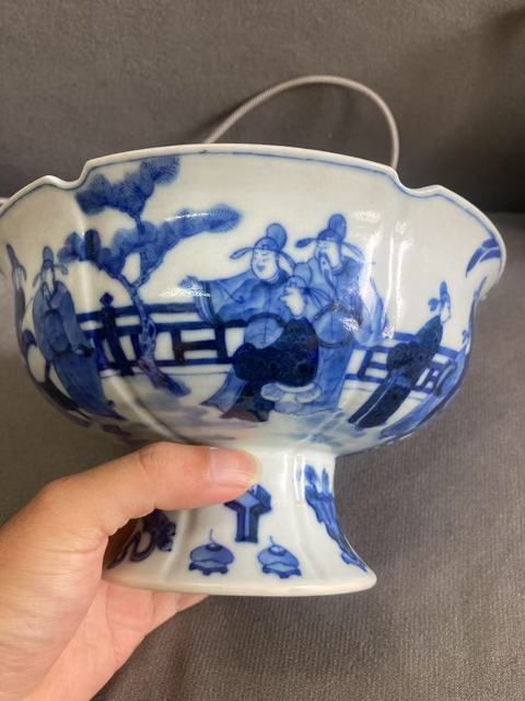 古玩陶瓷青花人物故事紋高足貢碗真品鑒賞圖