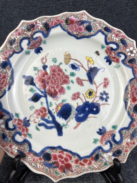 古玩陶瓷雍正粉彩花卉紋花口盤拍賣,當前價格2988元