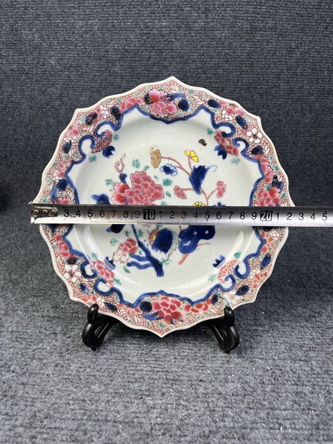 古玩陶瓷雍正粉彩花卉紋花口盤拍賣,當前價格2988元