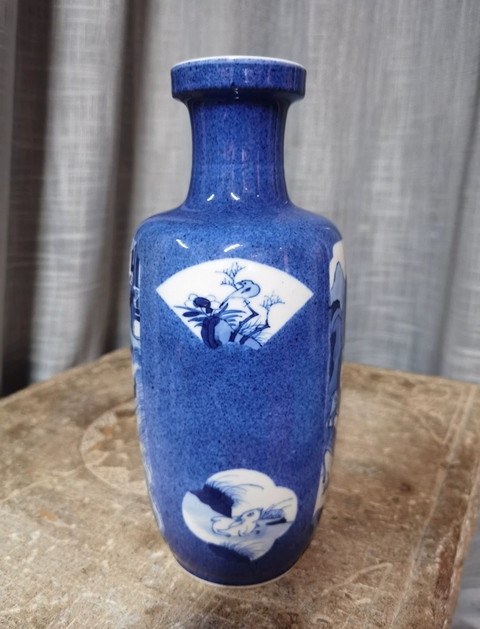 古玩陶瓷灑藍釉開光青花棒槌瓶真品鑒賞圖