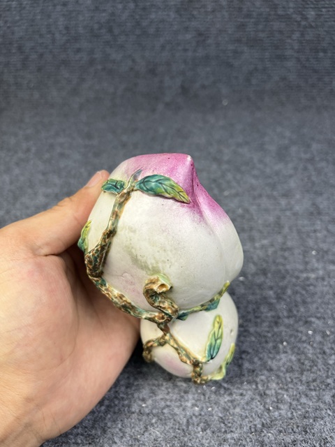 古玩陶瓷仿生瓷壽桃型水洗拍賣,當前價格4588元