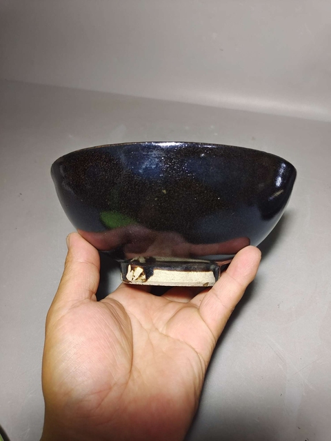 古玩陶瓷黑釉茶碗真品鑒賞圖