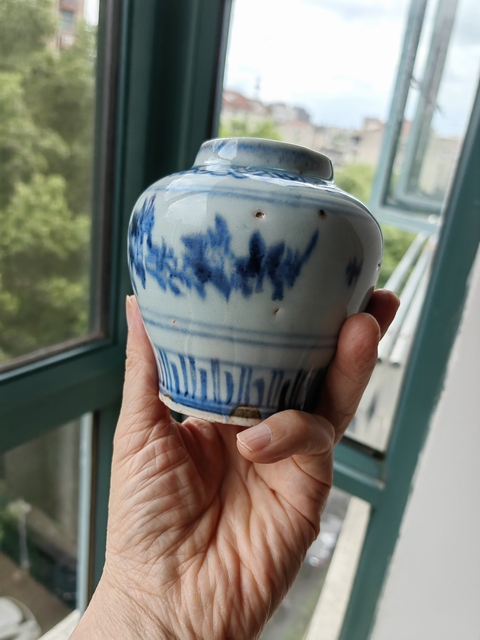 古玩陶瓷青花折枝花卉紋罐真品鑒賞圖